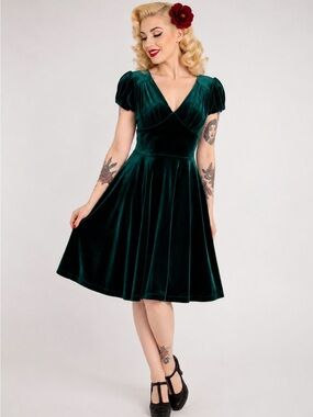 Hell Bunny Green Velvet Fit & Flare Dress Goth Pinup UK10 Small
